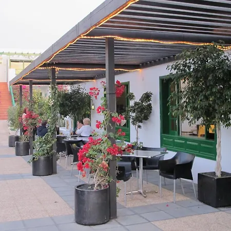 شقة Hg Lomo Blanco *