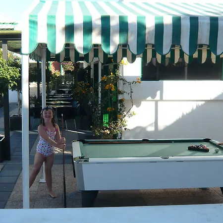 Hg Lomo Blanco شقة بويرتو ذيل كارمين