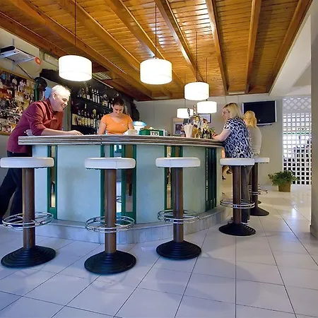 Hg Lomo Blanco Puerto del Carmen (Lanzarote)