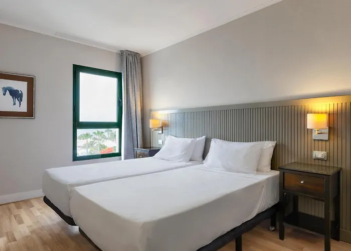 Hg Lomo Blanco * Puerto del Carmen (Lanzarote)